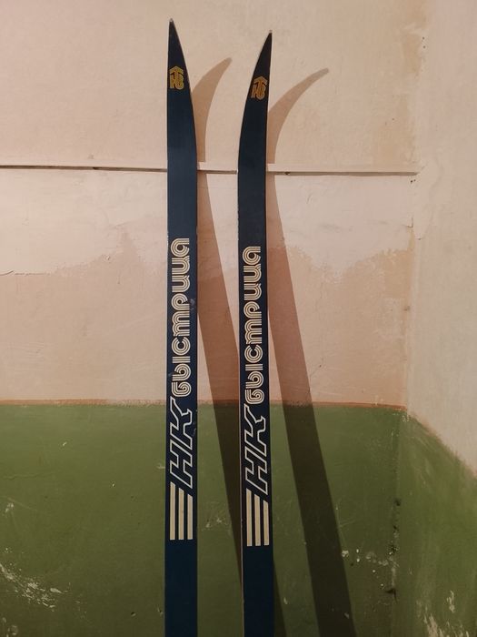 Продам лыжи ссср