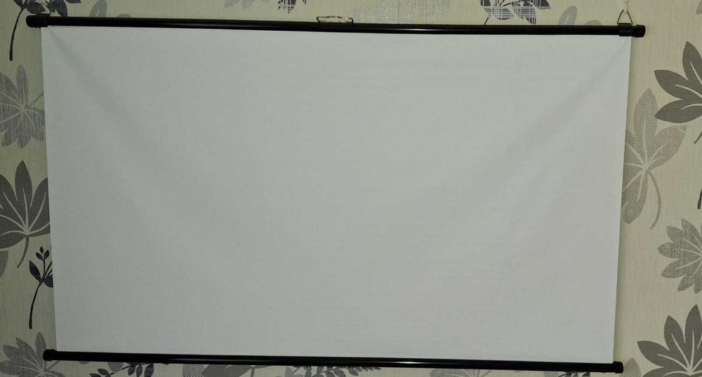 Продам полотно для домашнего проектора