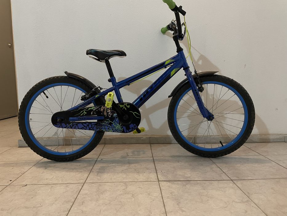 Продавам детски велосипед