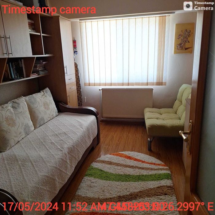 Vand apartament 3  camere FALTICENI