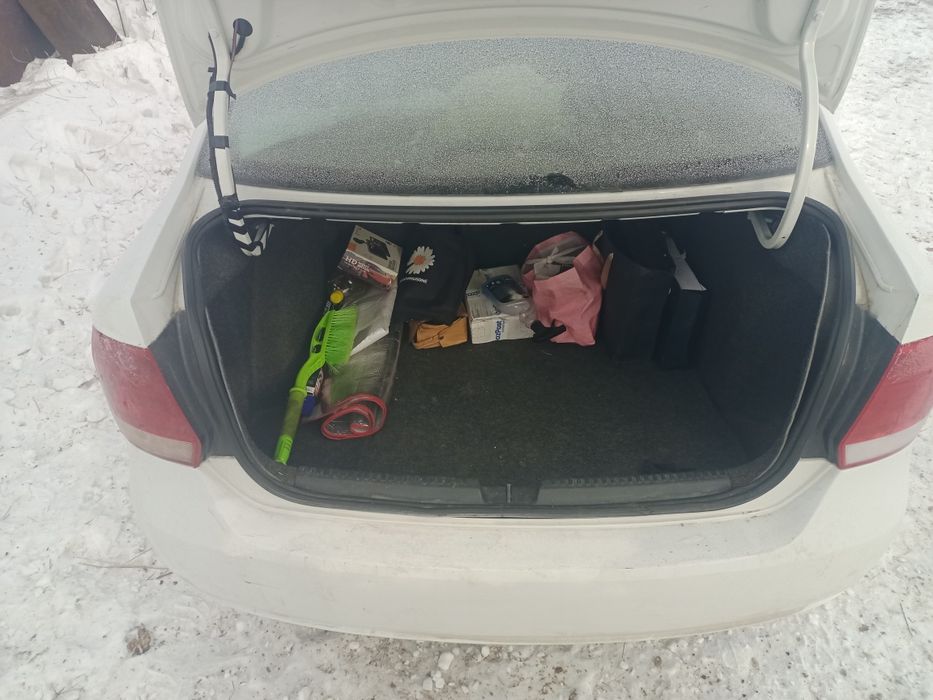 Продам машину поло