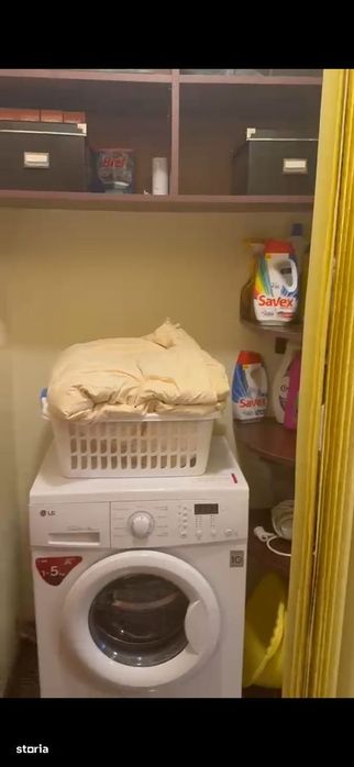 Apartament De Vânzare cu Două Camere În Zona piața Victoriei