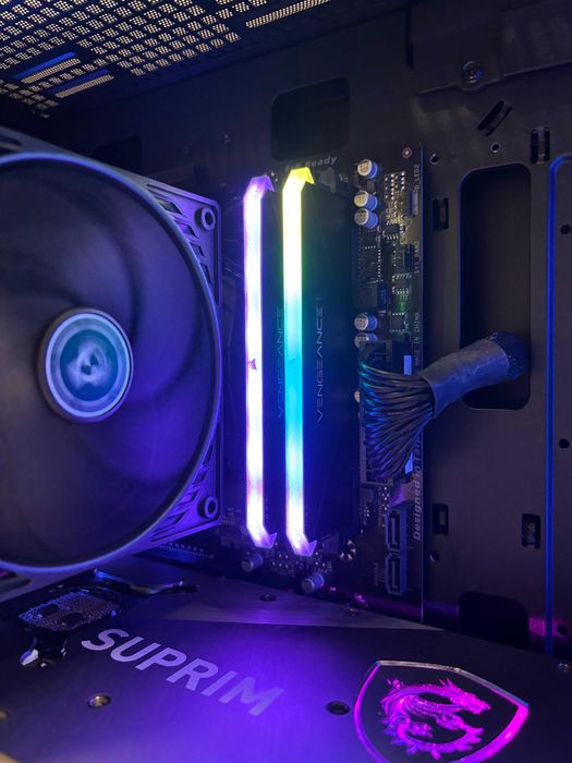 Геймърски компютър AMD Ryzen 7 5700X, RTX 3080 10GB, 16GB ram