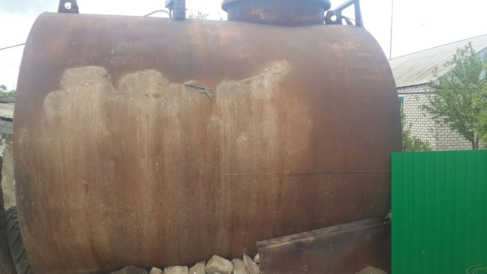 Емкость под топливо