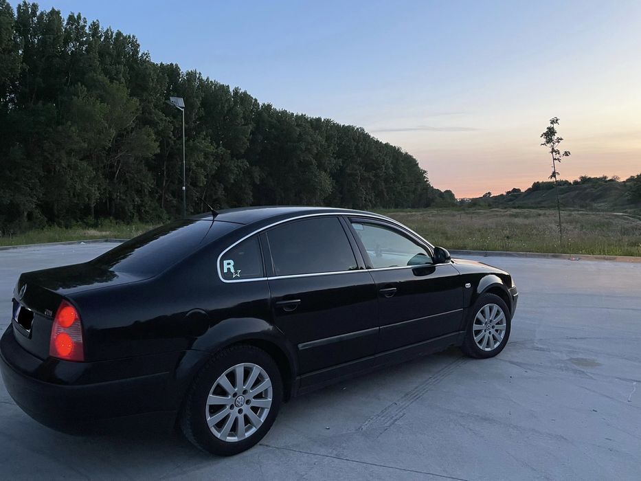 VOLKSWAGEN Passat 2003 — imagine 3