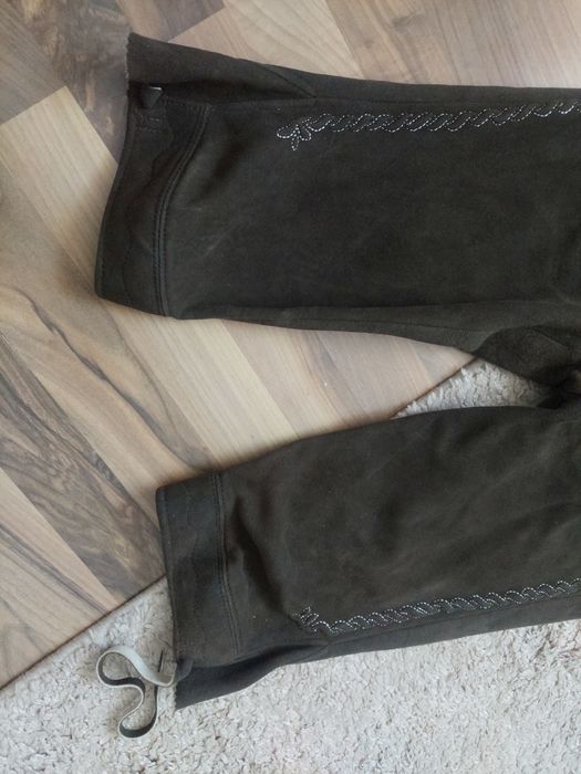 Pantaloni bavarezi pentru festival oktoberfest,piele intoarsa