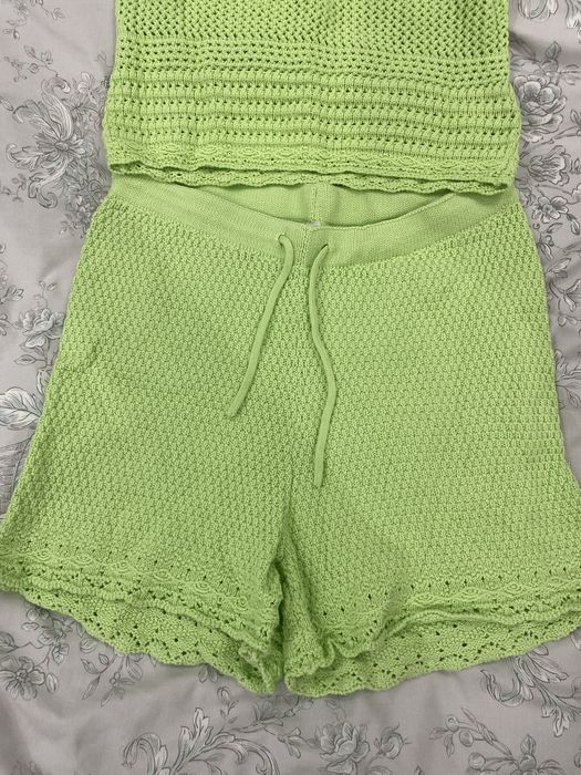 Продавам дамски плетен летен комплект