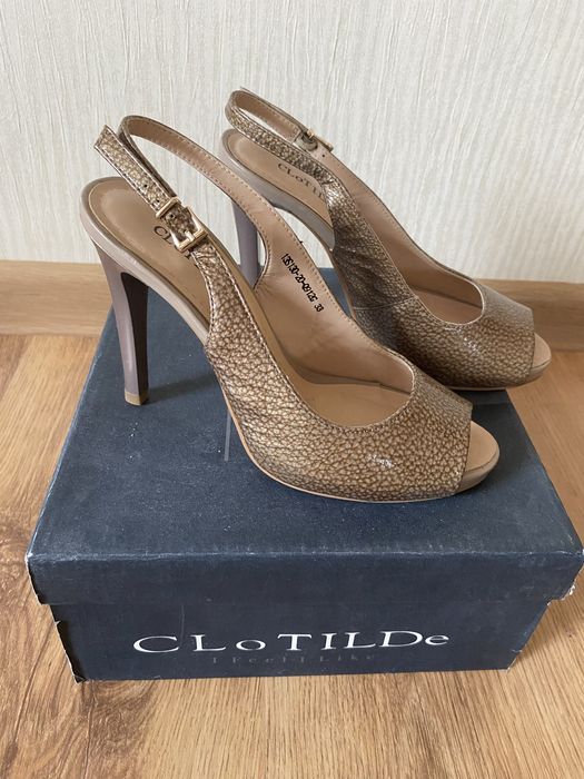 Обувь женская фирма Clotilde
