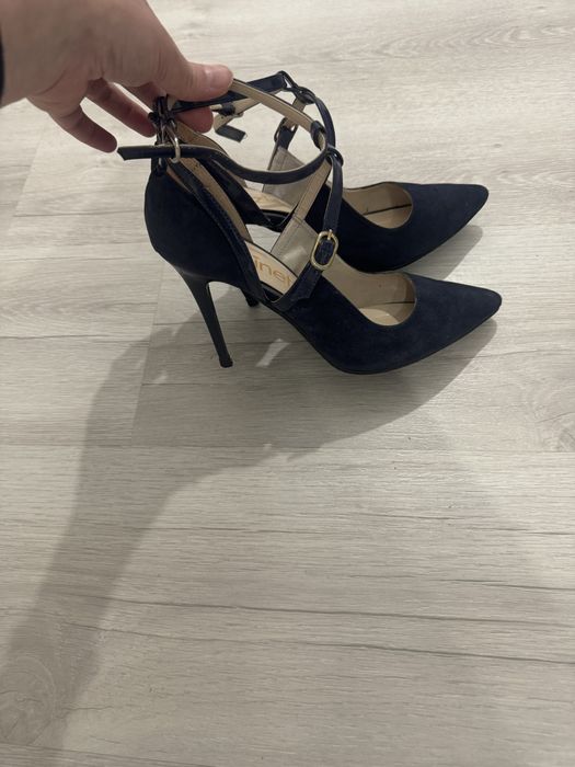 Дамски сандали на ток