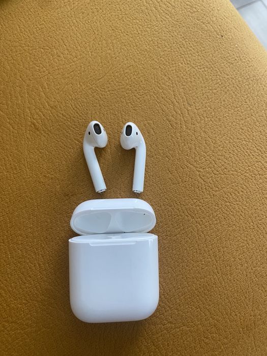 Airpods apple даром