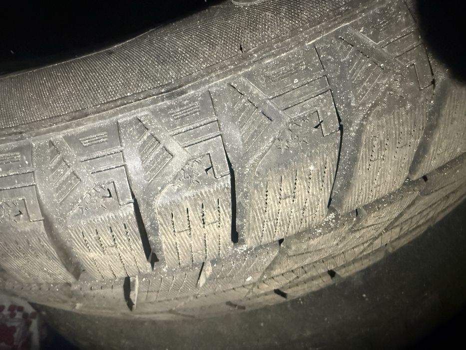 285/50/R20 зимний шина