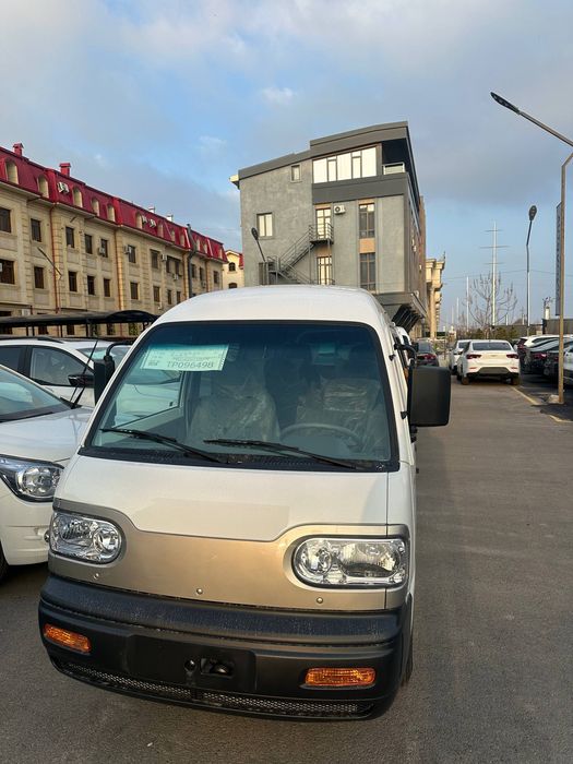 Chevrolet Damas Labo Kombi Van
