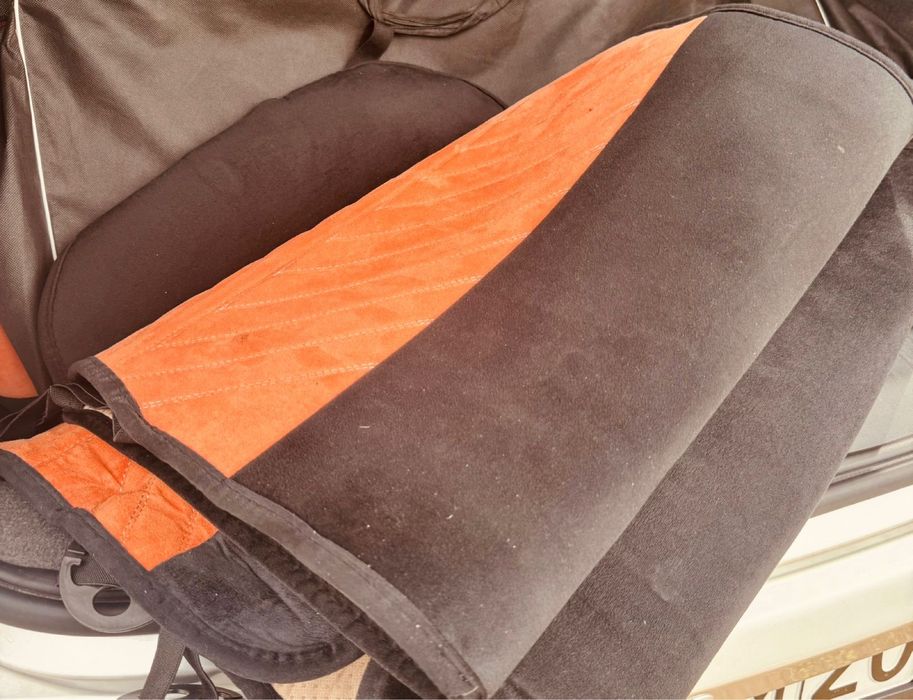 Чехлы на сиденья автомобиля