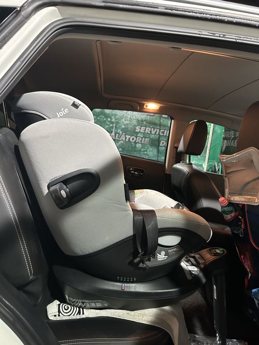 Scaun auto 0-4 ani joie i-spin 360