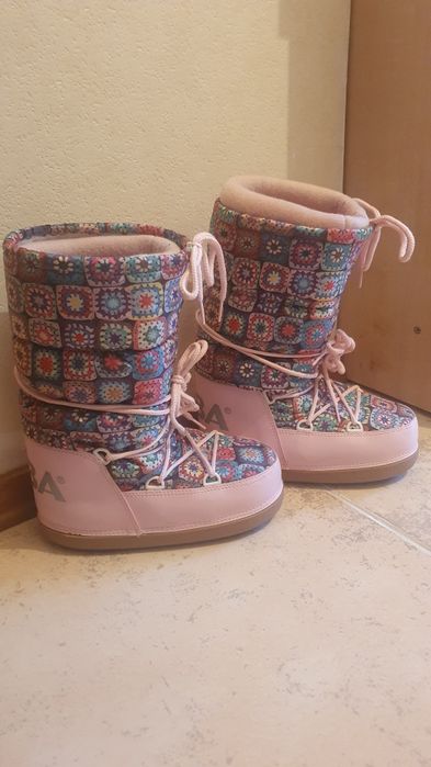 Зимние уги на девочку