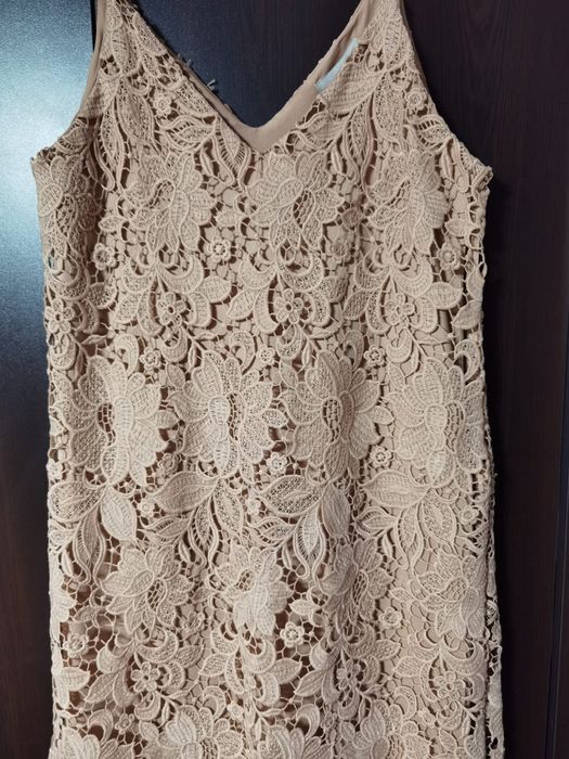 Rochie dantela brodata