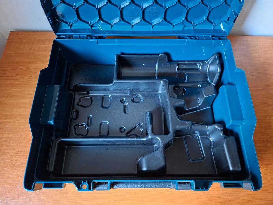 Valiza de transport Bosch Professional L-BOXX 136 cu insertie pentru masini de insurubat GDS, GDR si GDX 18V