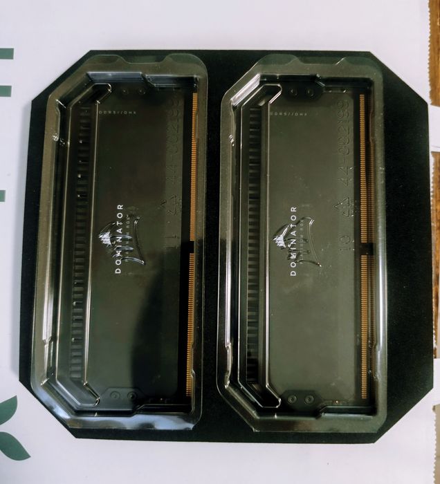 Рам памет Corsair DOMINATOR PLATINUM RGB 32GB (2x16GB) DDR5 6000MHz CL36 Black
