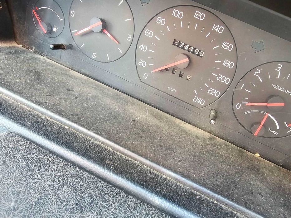 Volvo 945 Polar, комби, турбо  2.0, 1997г.