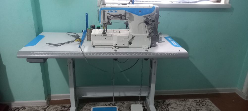 Tikuv mashinasi rashma w4 sotiladi