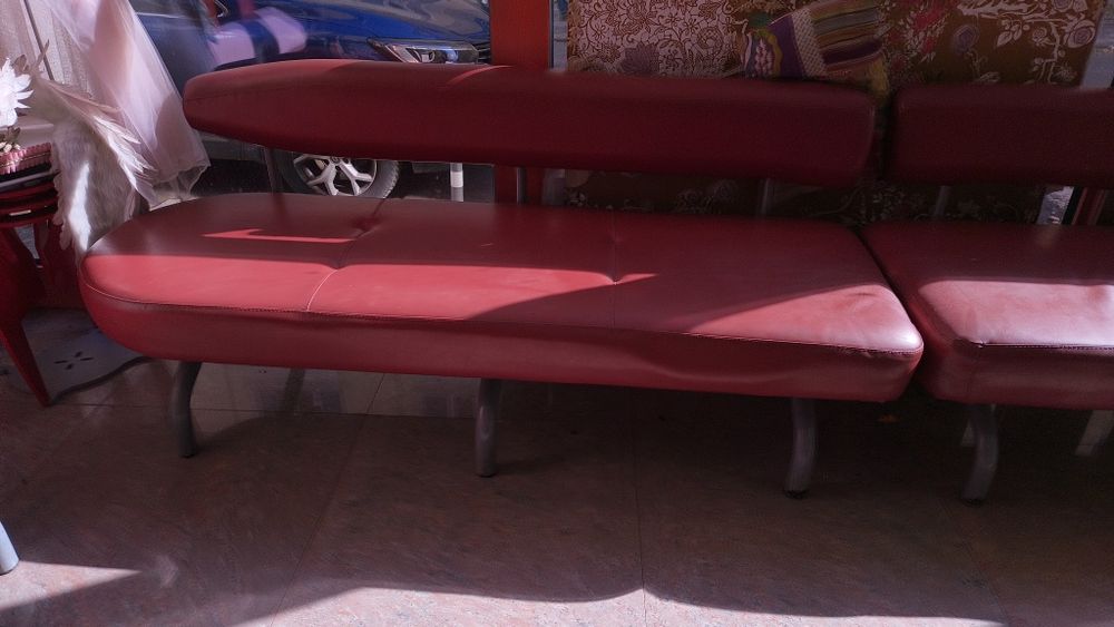 7бр тройки и четворки естествена кожа дивани