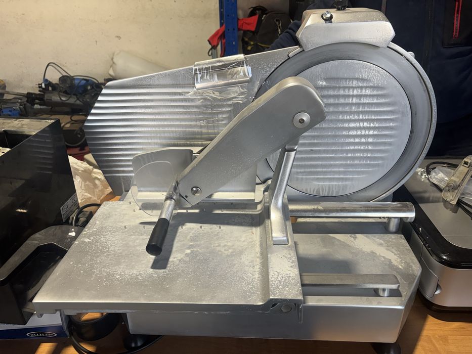 Машина за рязане на колбаси