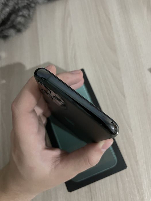 Продам Iphone 11 pro на 256gb