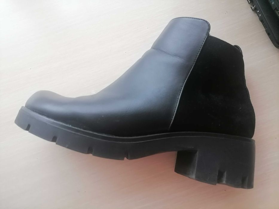 Дамски боти и ботуши