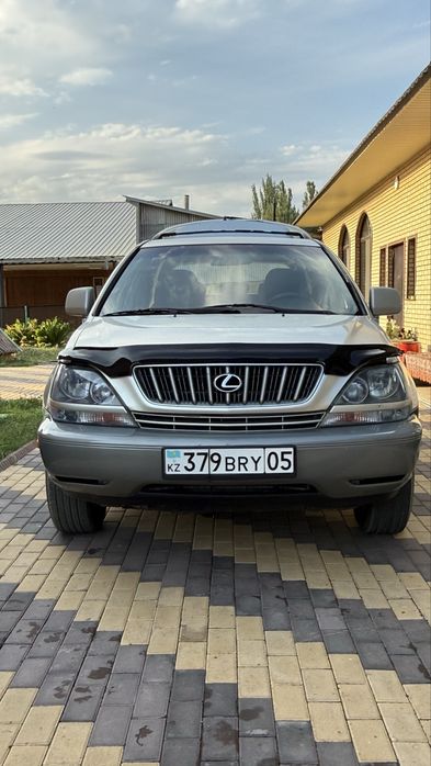 Продам Лексус rx 300 полный привод.