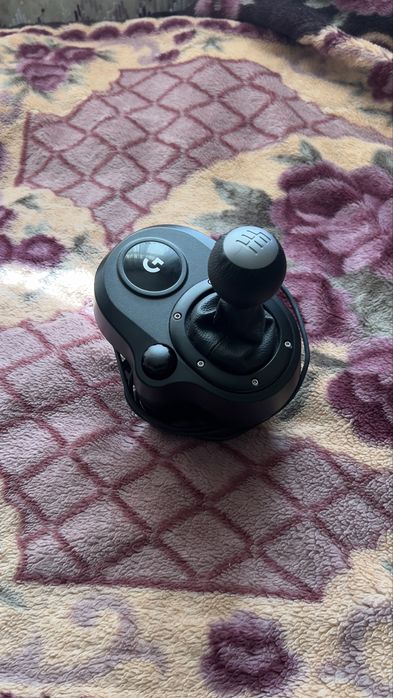 Игровой руль Logitech G29