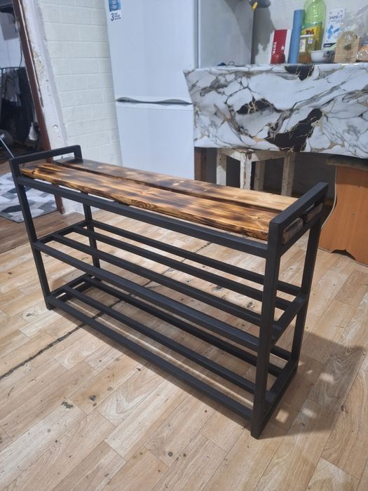 Продам обувницу 25к