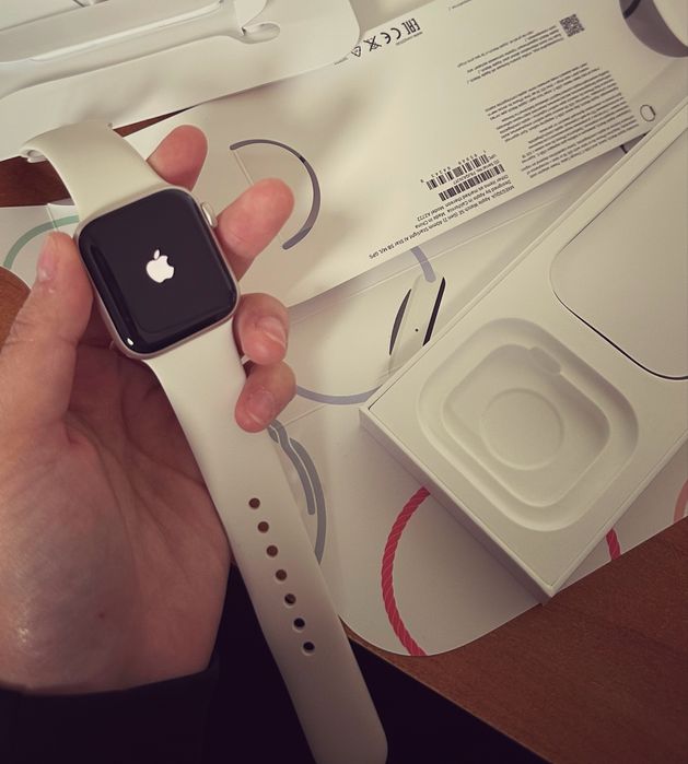 Apple Watch SE (GEN-2)