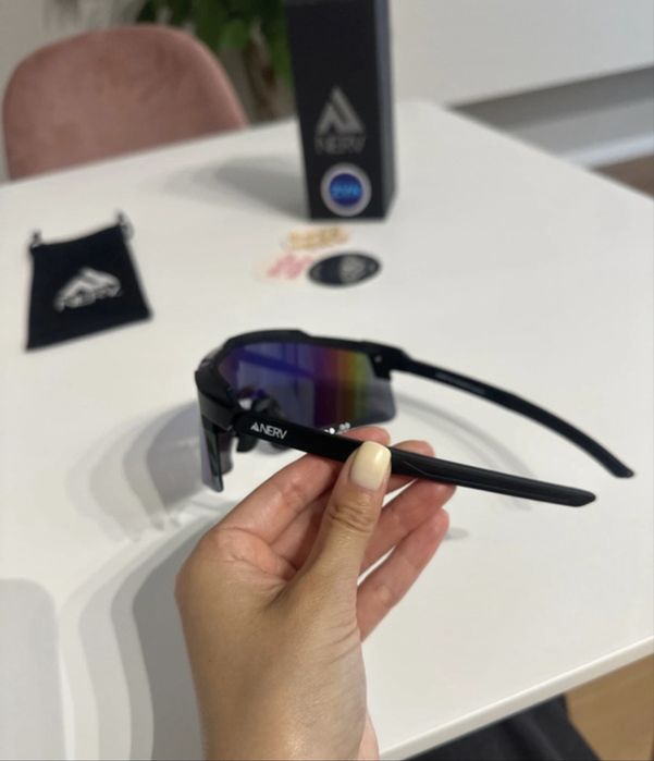 Ochelari de soare Nerv + 3 stickere
