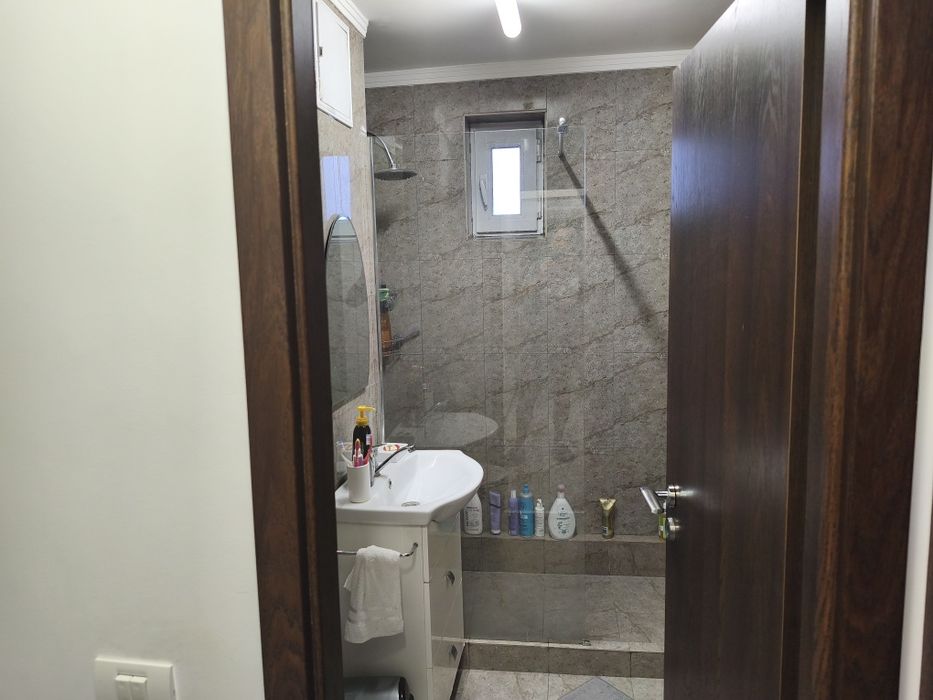 Ap.4 Cam. 1 Mai - Ciuperca , Decomandat 86 Mp,Renovat Total Centrala