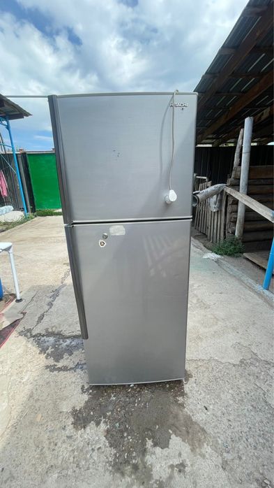 Холодильник Hitachi