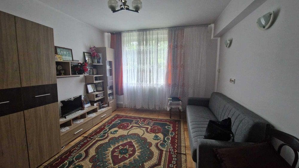 Vând apartament 2 camere – Urziceni, zona Primărie