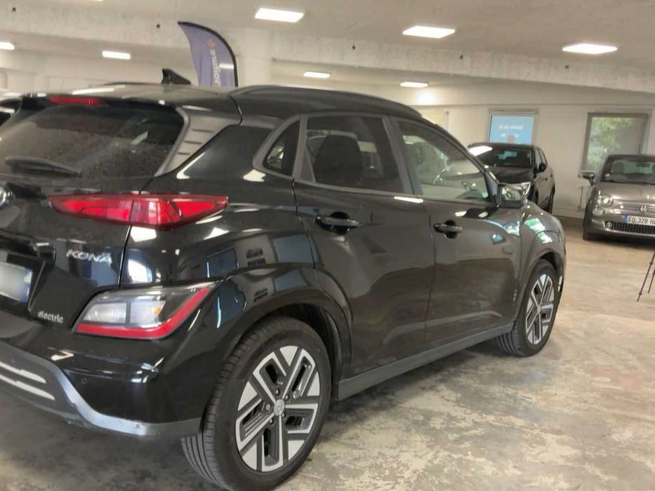 Hyundai Kona Electic 204ks 64KW Tecno