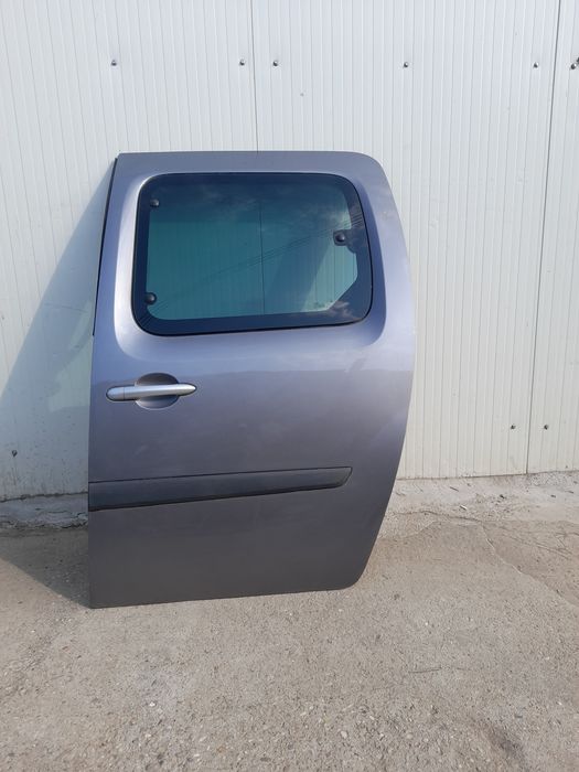 Ușă laterală stânga spate Renault Kangoo an 2019