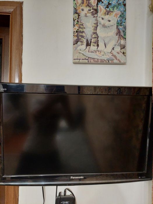 Телевизор PanasonicViera 32 диагональ TX-LR32×10