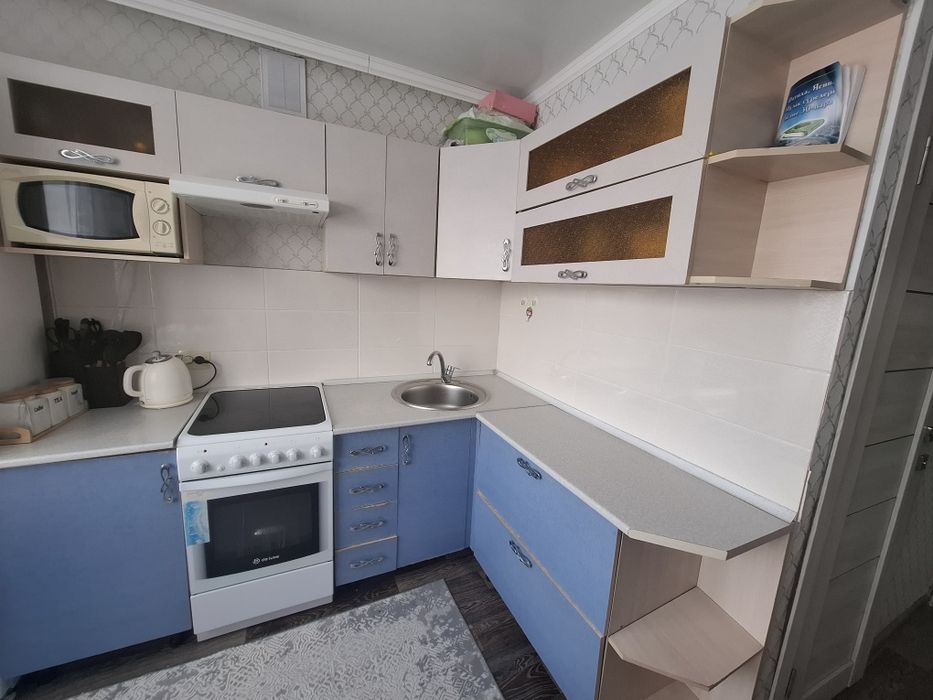 Кухонный гарнитур б/у