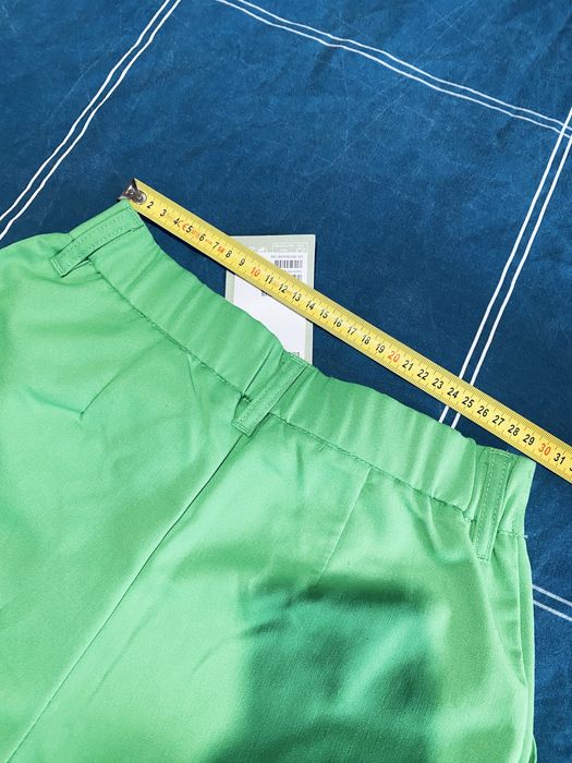 Нов зелен панталон H&M