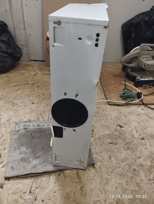 Продам вытяжку для кухни.