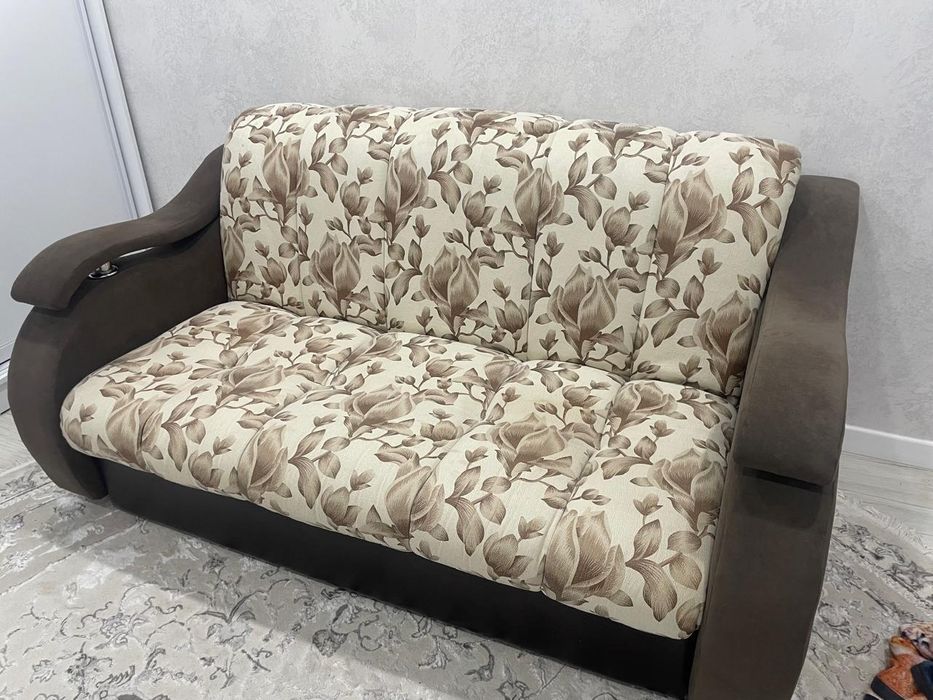 Продам диван раскладной