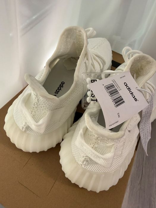Adidasi Yeezy Boost 360 Albi