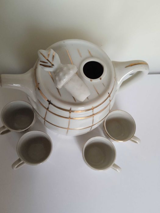 Стар сервиз с позлата