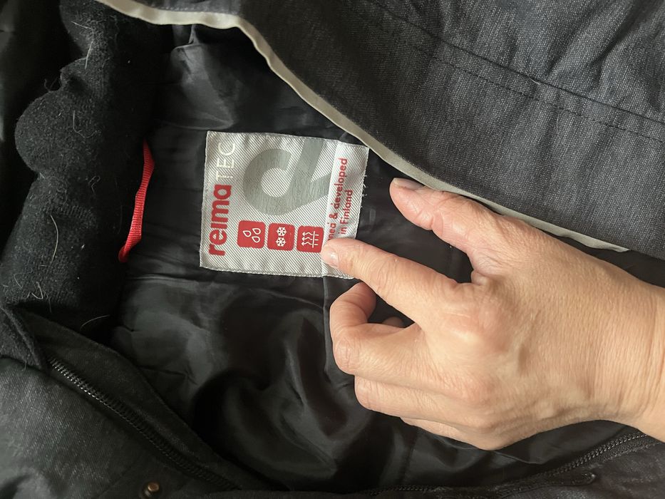 Продам комбенезон Reima