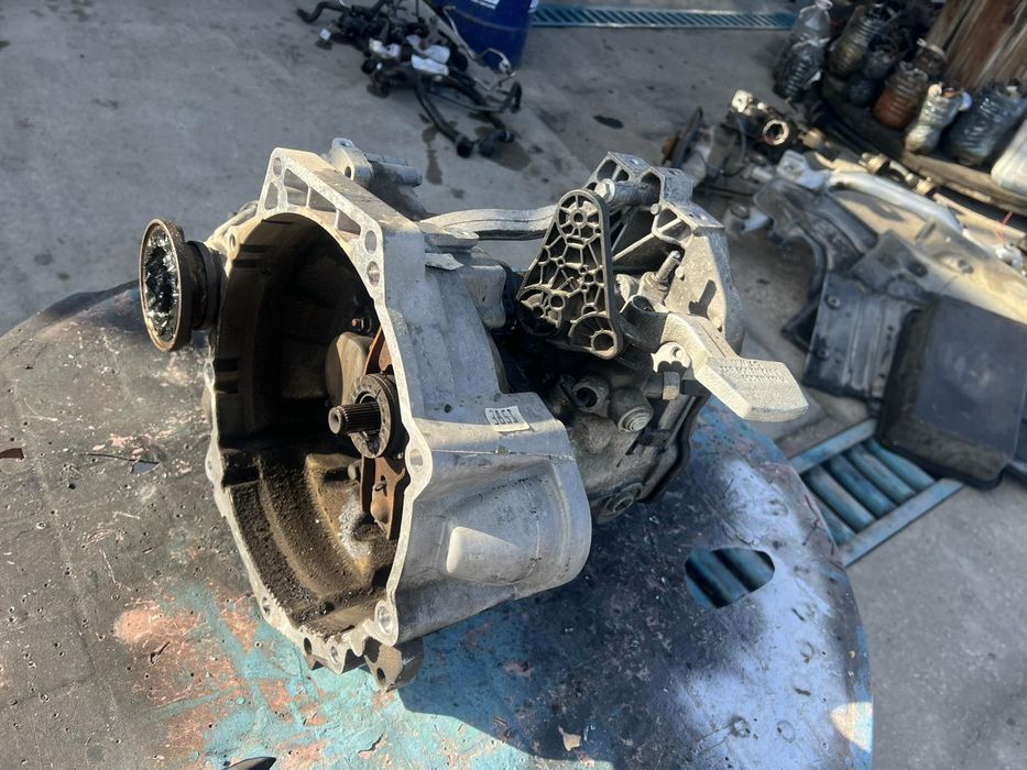 Скоростна кутия старт стор за 2014г ,Golf7 Pasat B7,B8 1.6 110кс