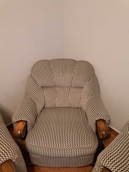 Canapele și fotoliu