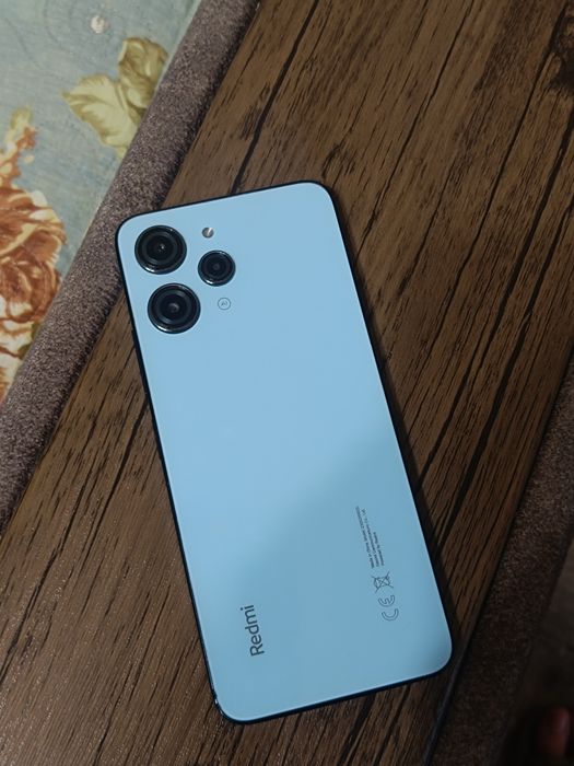 СРОЧНО Xiaomi Redmi 12 8/256GB