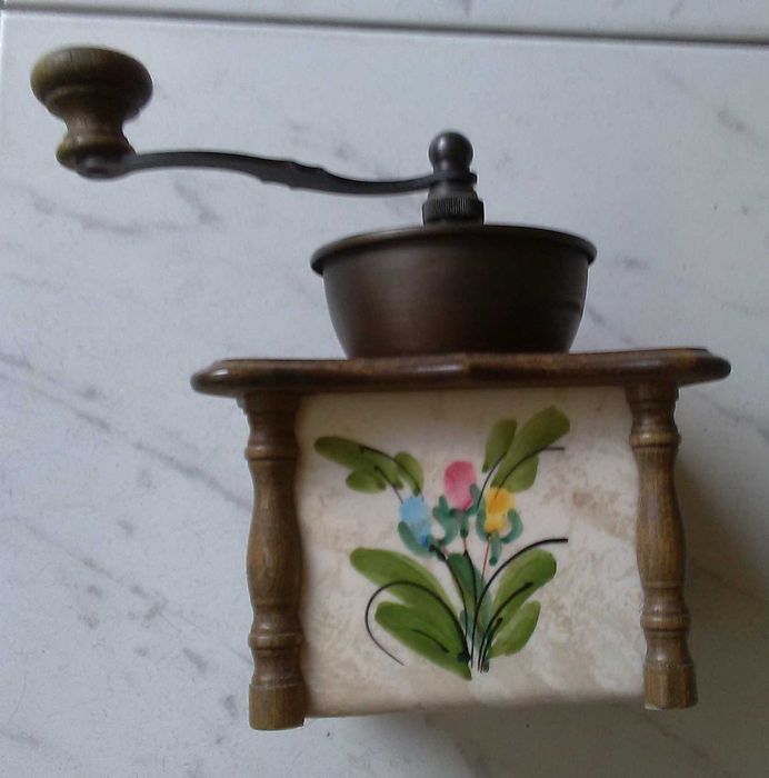 Винтидж мелничка за кафе от Бавария